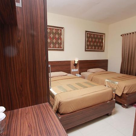 Hotel Kristina Malioboro Yogyakarta Ngoại thất bức ảnh