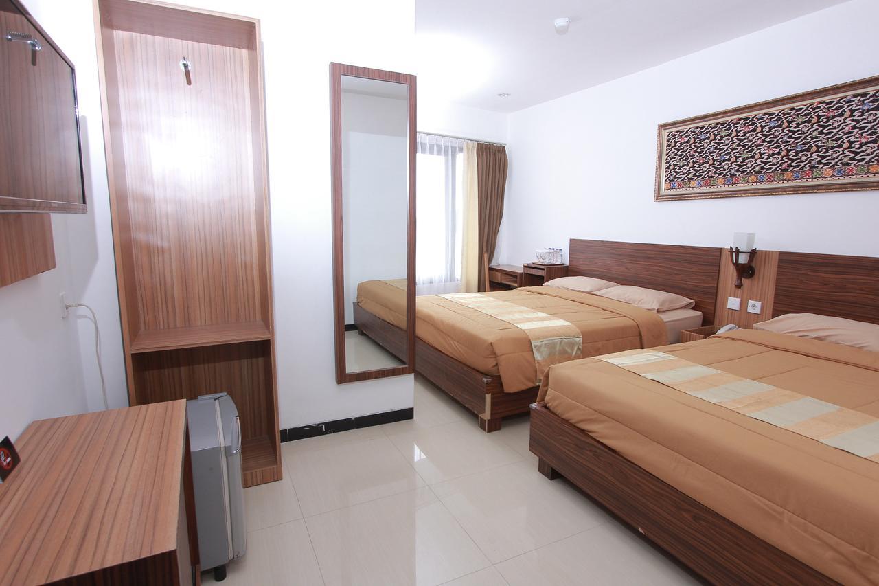 Hotel Kristina Malioboro Yogyakarta Ngoại thất bức ảnh
