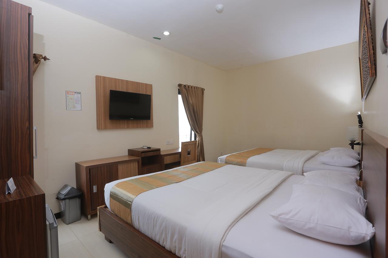 Hotel Kristina Malioboro Yogyakarta Ngoại thất bức ảnh