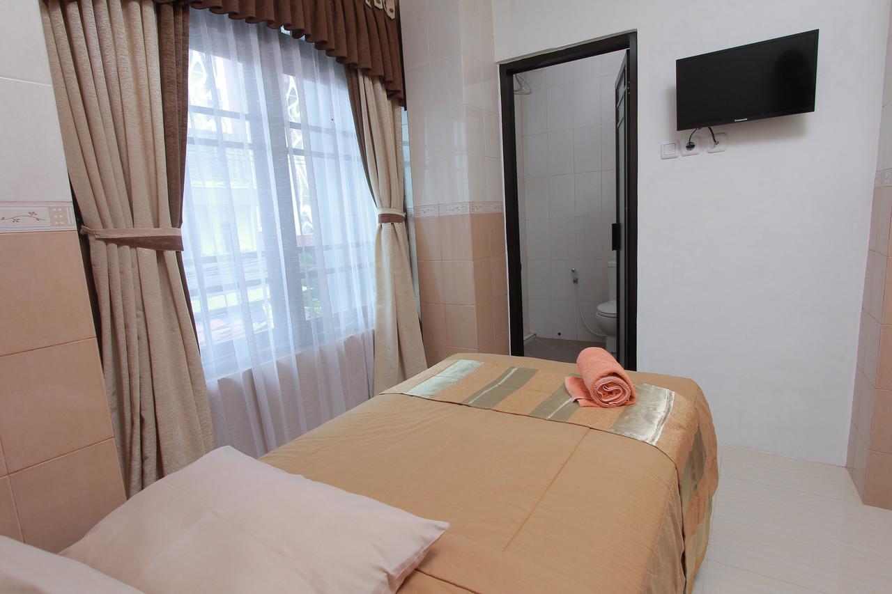 Hotel Kristina Malioboro Yogyakarta Ngoại thất bức ảnh