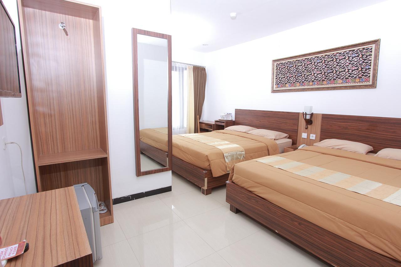Hotel Kristina Malioboro Yogyakarta Ngoại thất bức ảnh