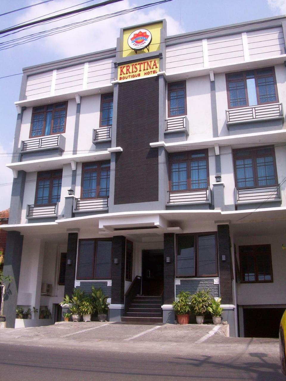 Hotel Kristina Malioboro Yogyakarta Ngoại thất bức ảnh